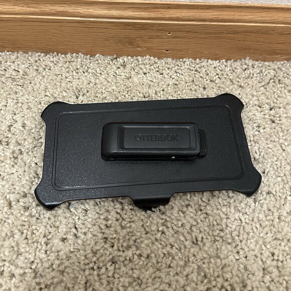iPhone 14 Plus Otterbox Holster NWOT - Picture 1 of 3